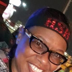 Meet your Posher, Carrah